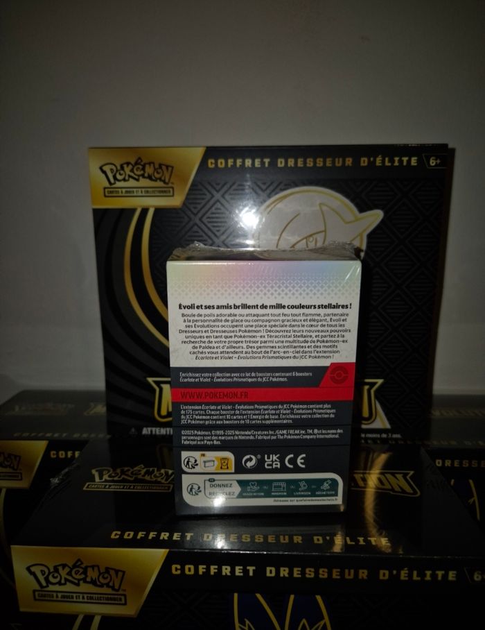 Pokémon Bundle EV8.5 Évolutions Prismatiques FR - photo numéro 3