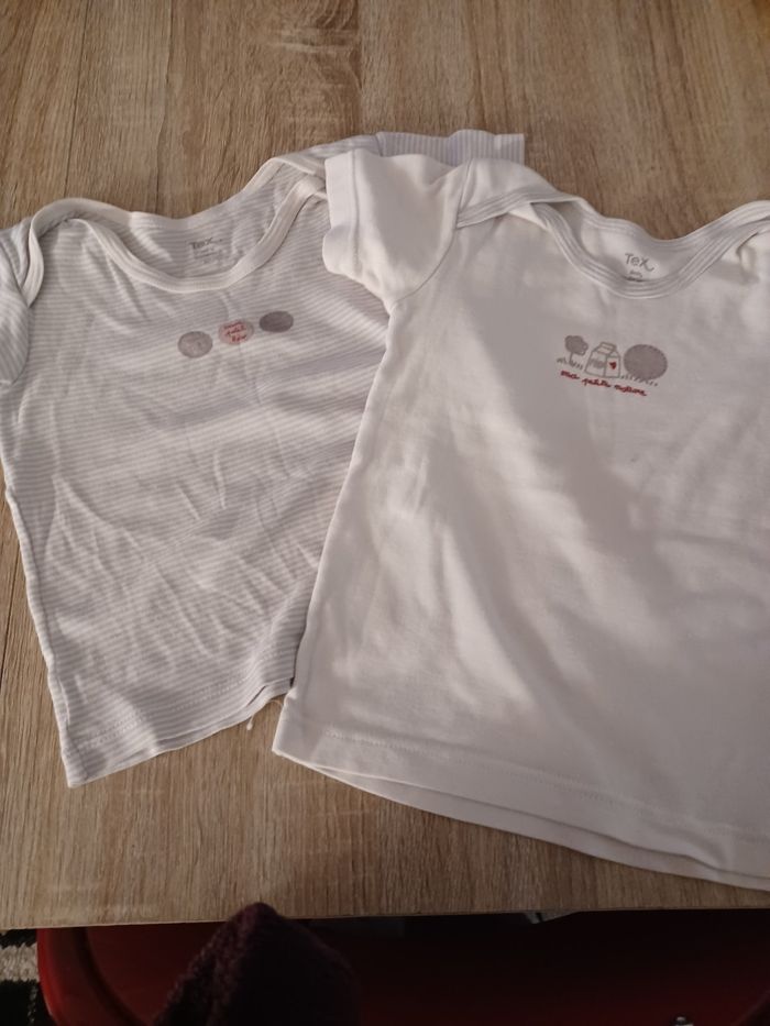 Lot de 2 hauts 2 ans