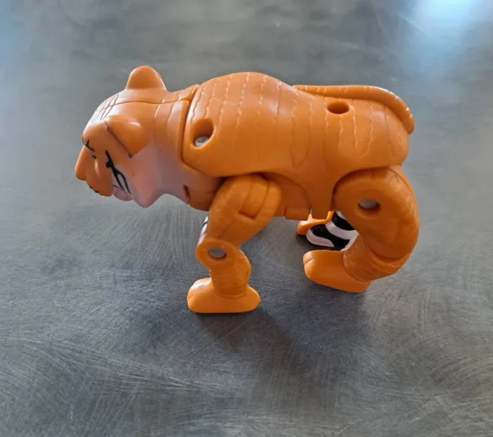 Figurine transformer tigre 1999 Mac Do en TBE - photo numéro 2