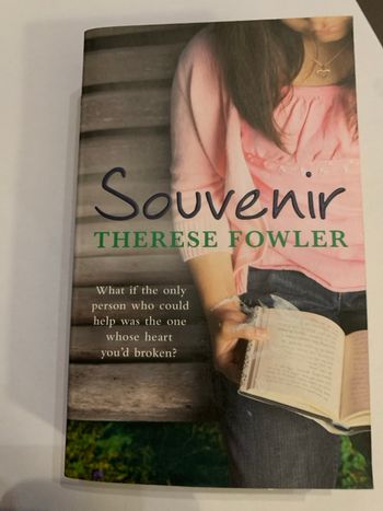 Souvenir - Therese Fowler 