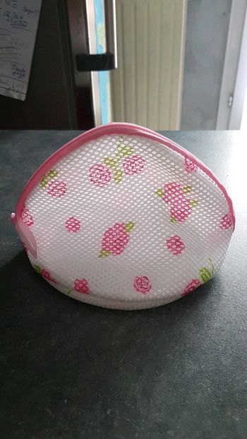 Petite pochette neuve