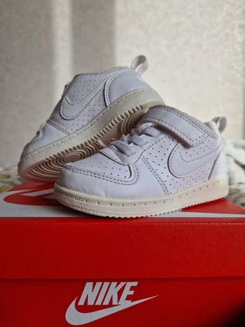 Nike court borogh low