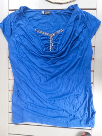 Superbe blouse col bénitier