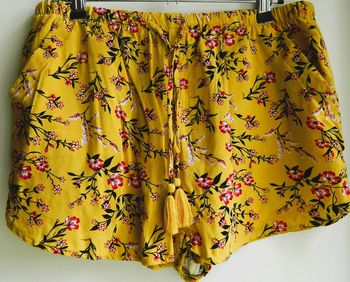 Short d'été léger "Primark" taille élastique T 40