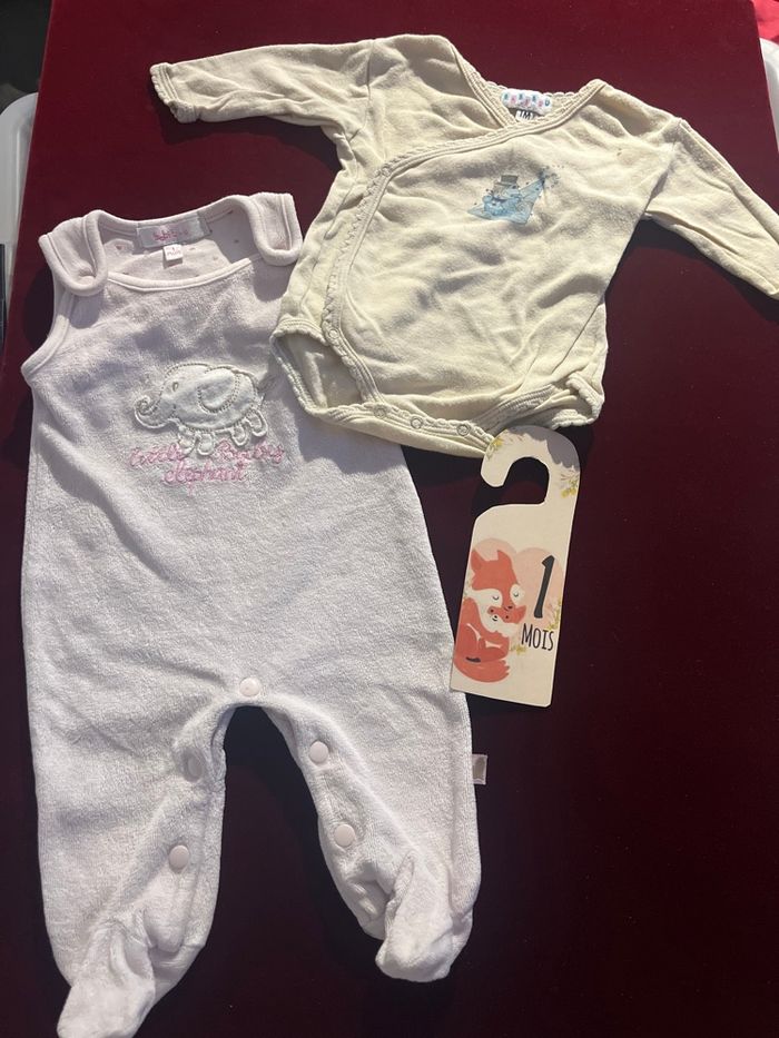 Lot body + grenouillère