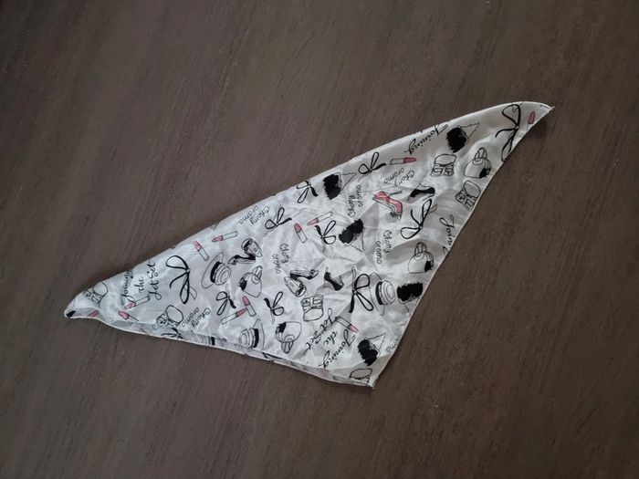 Mini foulard - photo numéro 2
