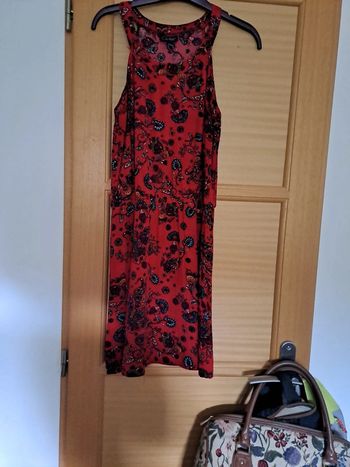 Mini robe de été très légère taille 36 marque coline