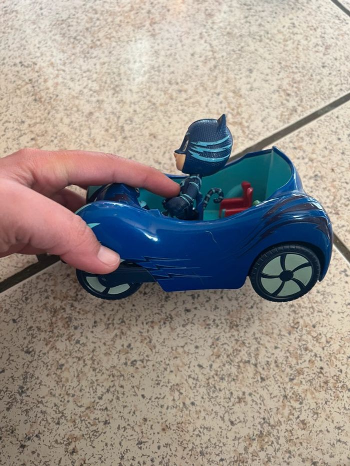 Voiture pyjamasque et personnage Yoyo - photo numéro 2
