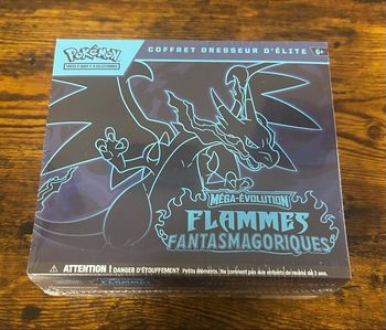 Pokémon Etb me02 flammes fantasmagoriques 
