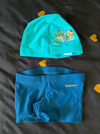Short + bonnet de bain
