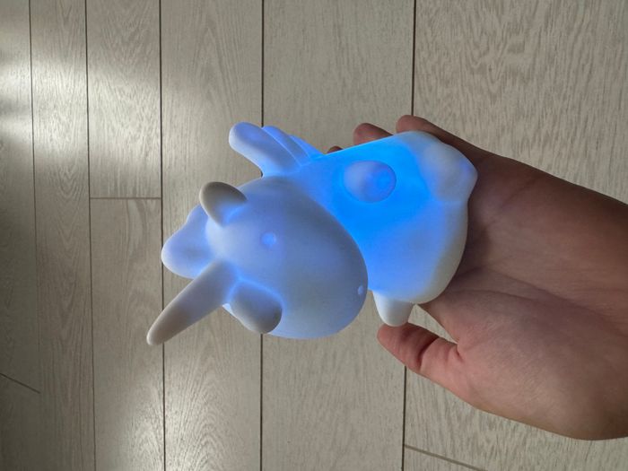 Veilleuse licorne blanche lumineuse qui change de couleurs - photo numéro 4