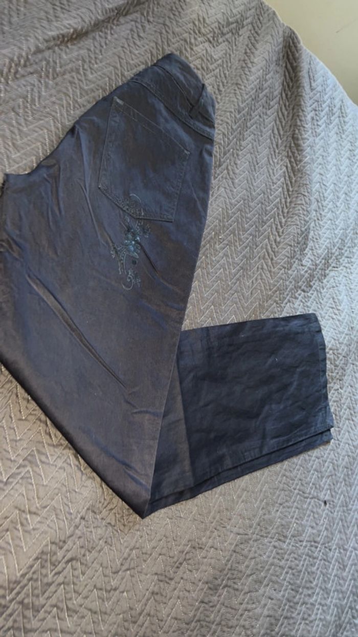 Pantalon Diplodocus taille 40 - photo numéro 2