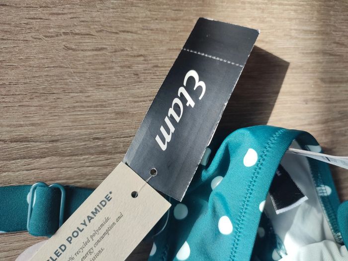 Maillot de bain a pois - photo numéro 3