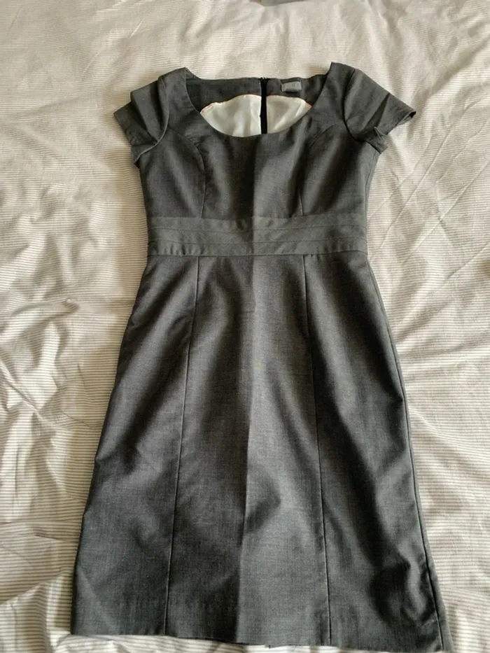 Robe cintrée