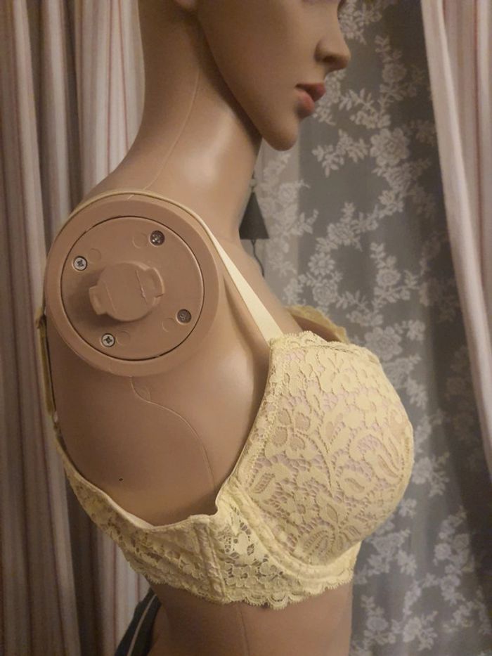 Soutiens-gorge jaune Hunkemöller fr 105B - photo numéro 5