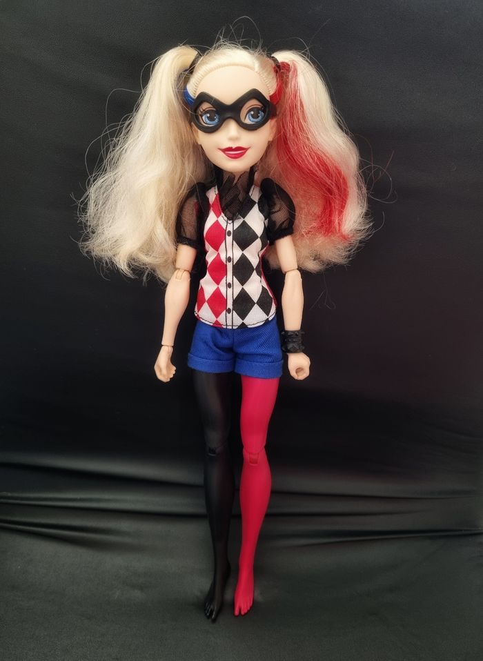 Poupée Harley Quinn Mattel