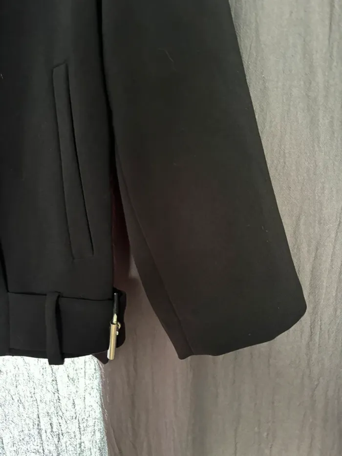 Veste noire loose et ample - photo numéro 2