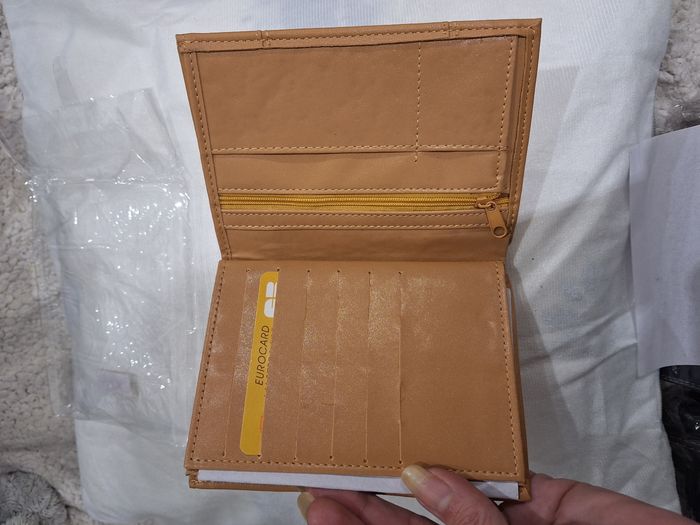 Porte feuille - photo numéro 4