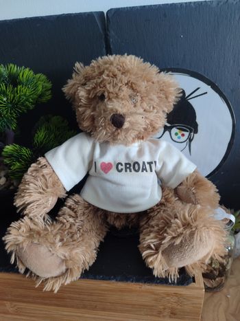 peluche plush ours i love croatia coeur t-shirt marron blanc Chazz Russ Doudou