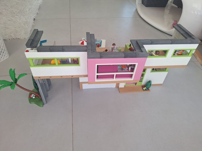 Maison moderne playmobil 5574 + piscine et extension - photo numéro 8