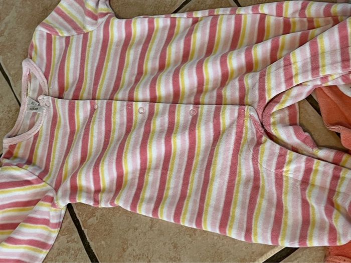 7 pyjamas 9 mois - photo numéro 4