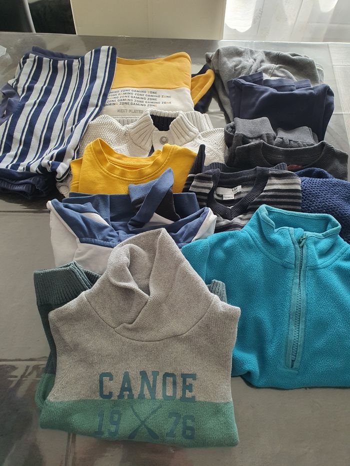 Lot de 13 vêtements