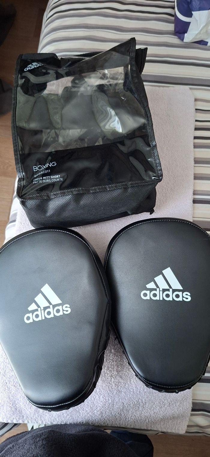 Pattes d'ours Adidas Boxe - photo numéro 2