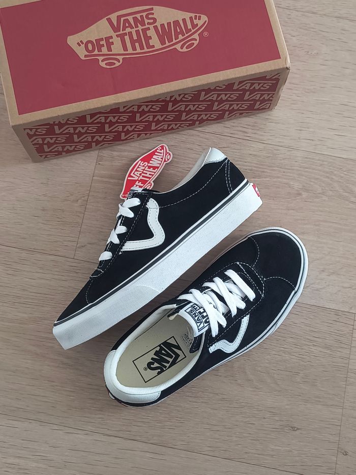 Chaussures vans old skool noir taille 35 neuves - photo numéro 4