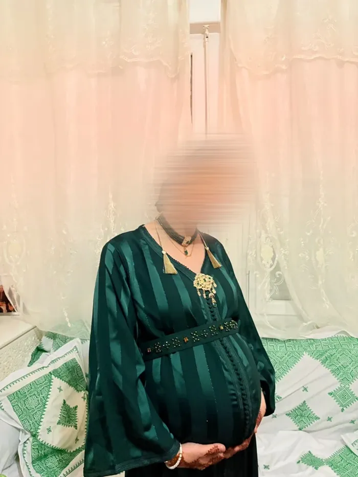 Caftan / jawarra vert simple avec ceinture