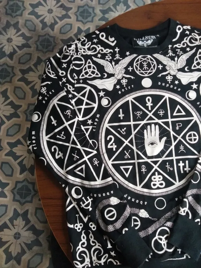 Hoodie Killstar taille S - photo numéro 3