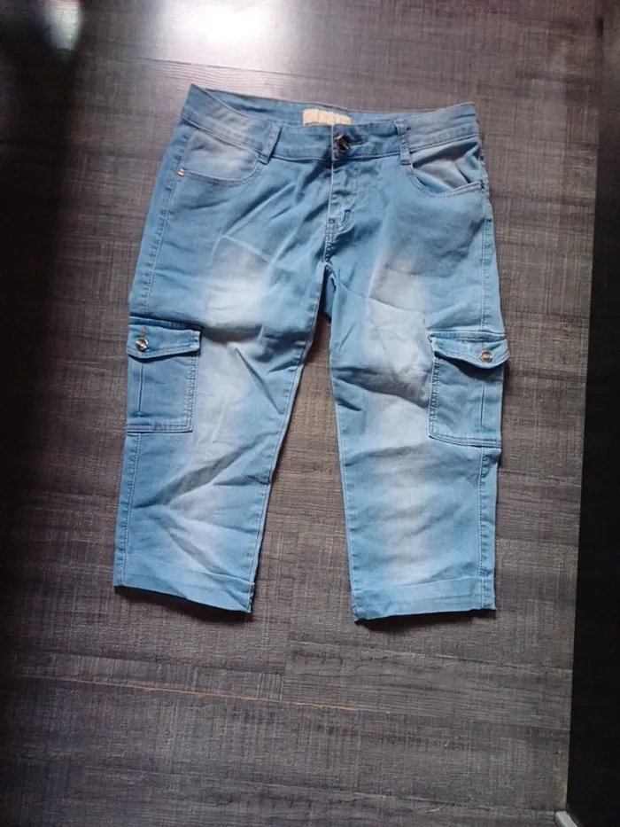 Bermuda cargo jeans délavé taille 38