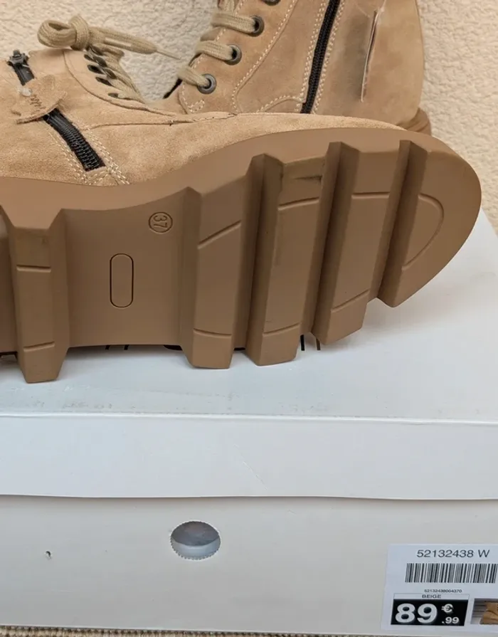Bottines Sinequanone cuir effet daim beige - Taille 37 - Neuves - photo numéro 3