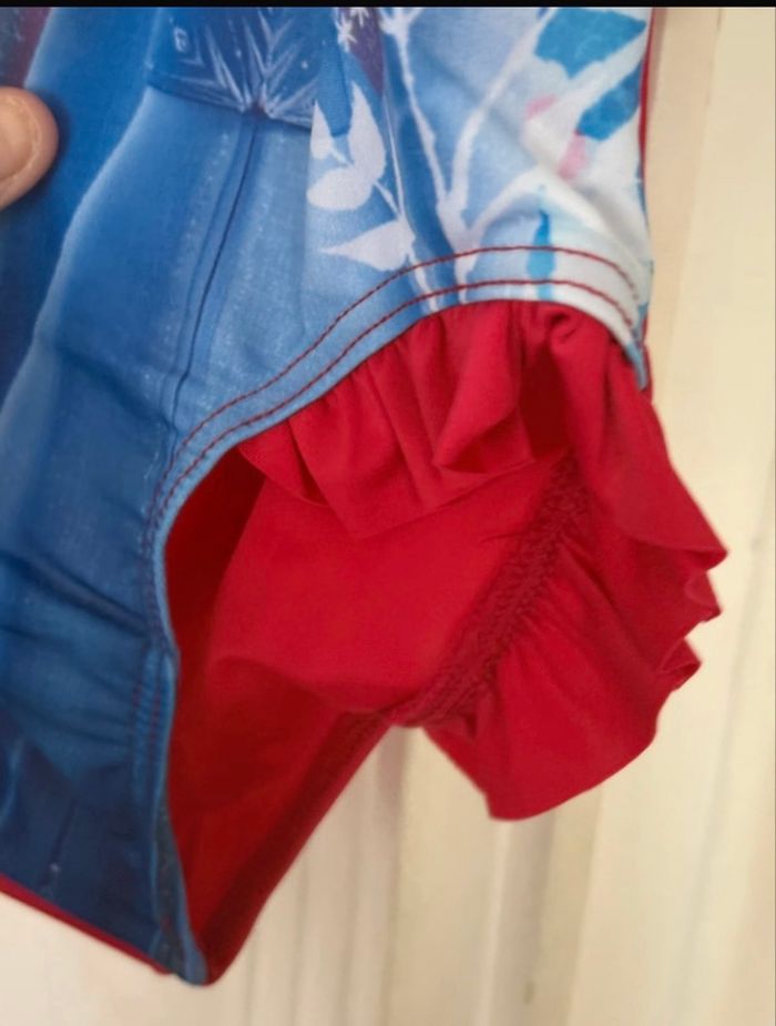 Maillot de bain 5/6 ans - photo numéro 4