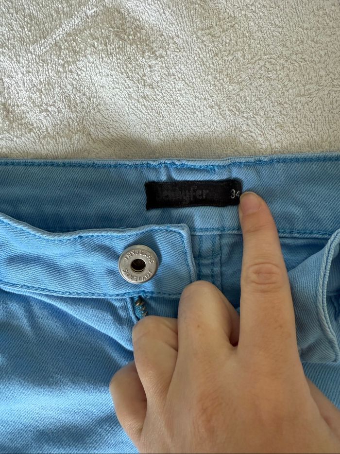 Short en jean Jennyfer taille 34 - photo numéro 3