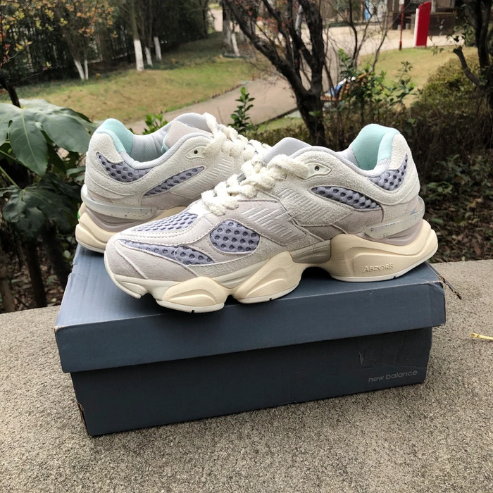 New Balance 9060 Beige 42 - photo numéro 5