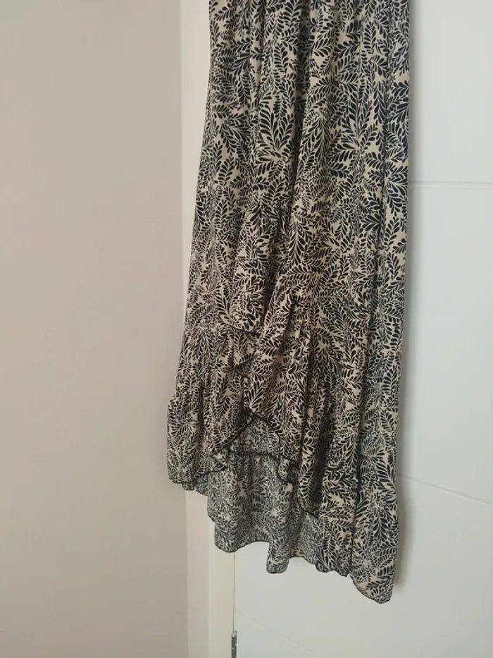 Robe d'été longue beige et noir + fil doré - Taille S - photo numéro 4