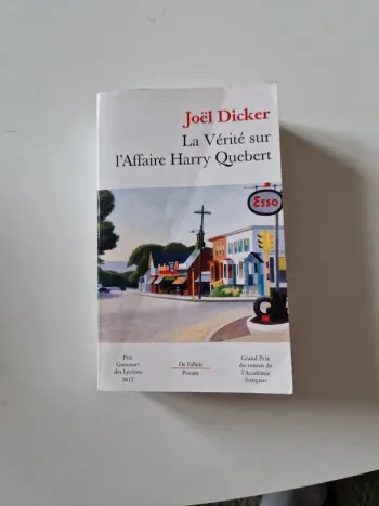 Livre La verité sur l'affaire Harry Quebert de Joël Dicker
