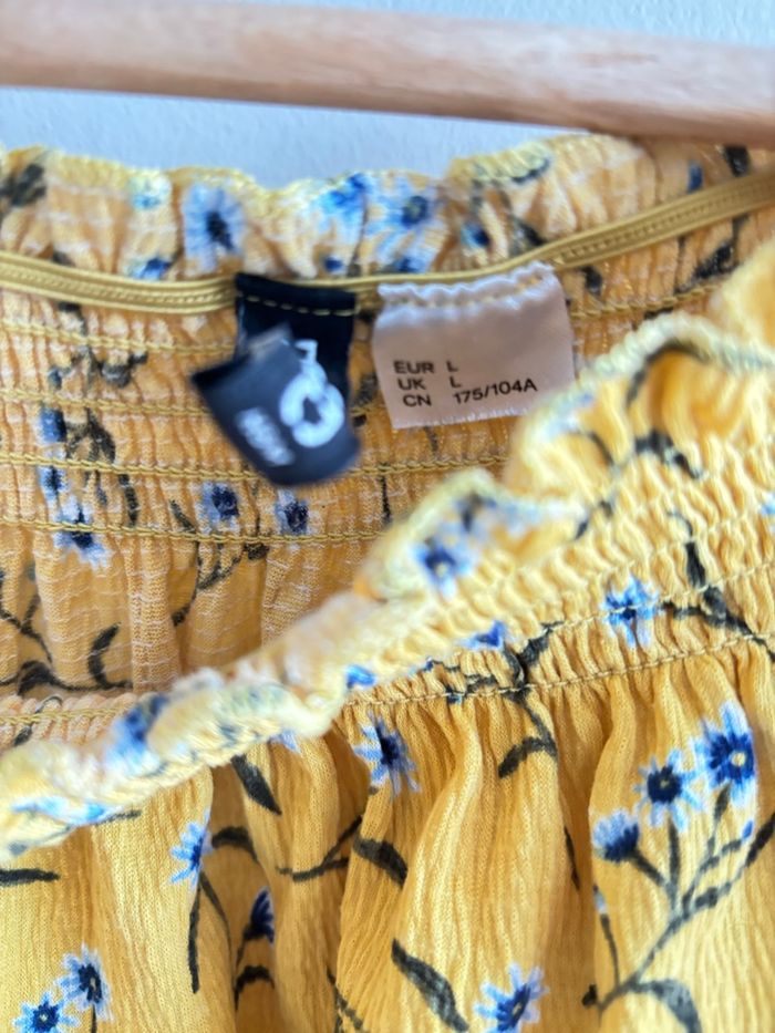 Haut a fleurs Jaune - photo numéro 2