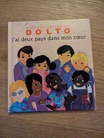 Livre enfant inclusif – J’ai deux pays dans mon cœur – Dolto