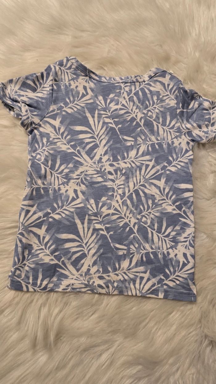 NEUFS (non portés) 🤩😍💙ensemble teeshirt mc et short 4 ans garçon 💙😍🤩 - photo numéro 3