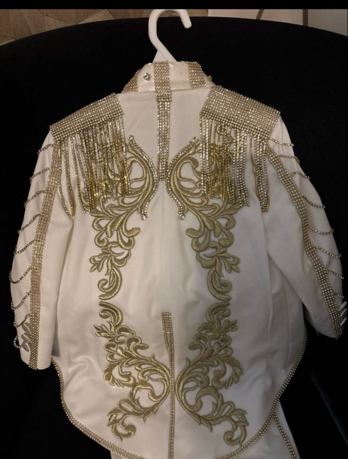 Tenue de cérémonie - photo numéro 3