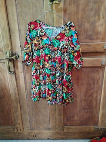 Robe ample noire imprimée