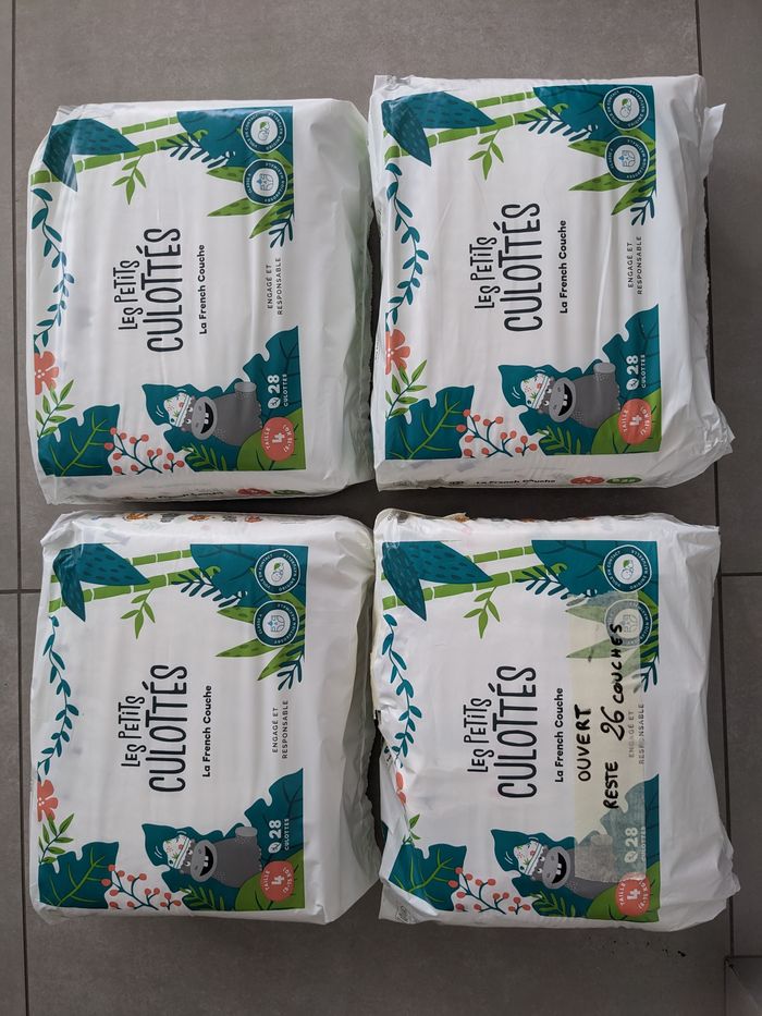 Lot 110 couches culottes taille 4 petits culottés - photo numéro 5