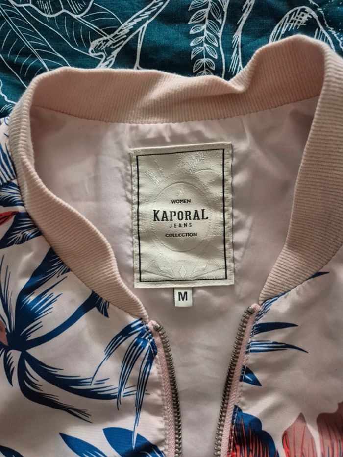 Veste Kaporal taille M
Neuve. - photo numéro 2