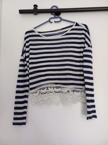 Pull fin marinière avec dentelles
