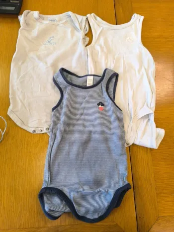 308761 lot de 3 bodies bretelles garçon 18/24 mois