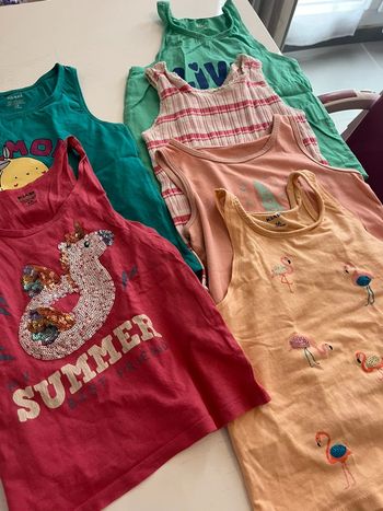 Lot 5 débardeurs fille