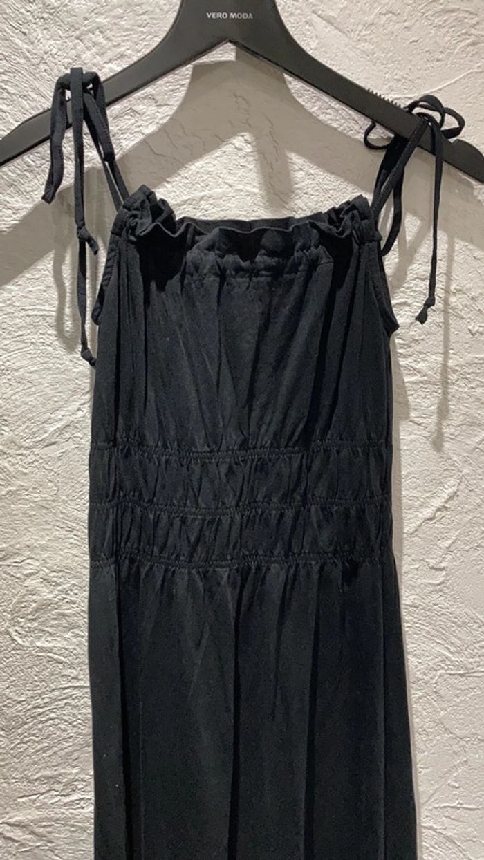 Robe longue noire - photo numéro 3