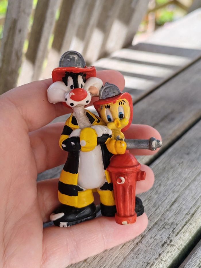 Figurine titi et Grosminet pompier