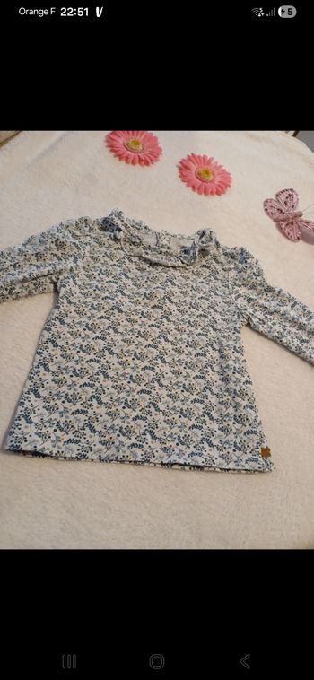 T.shirt fille taille 24 mois